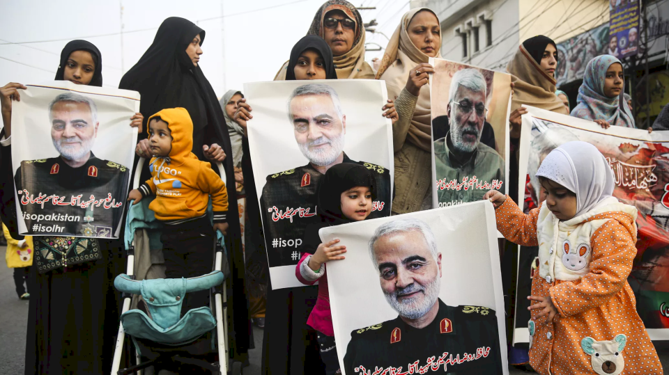 Femnine-Perspective-Magazine-FPMag-mourners